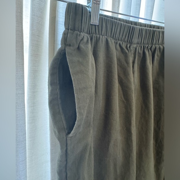 American Eagle Outfitters Cotton Side Pockets Wide Leg Pants• Medium - Picture 3 of 6